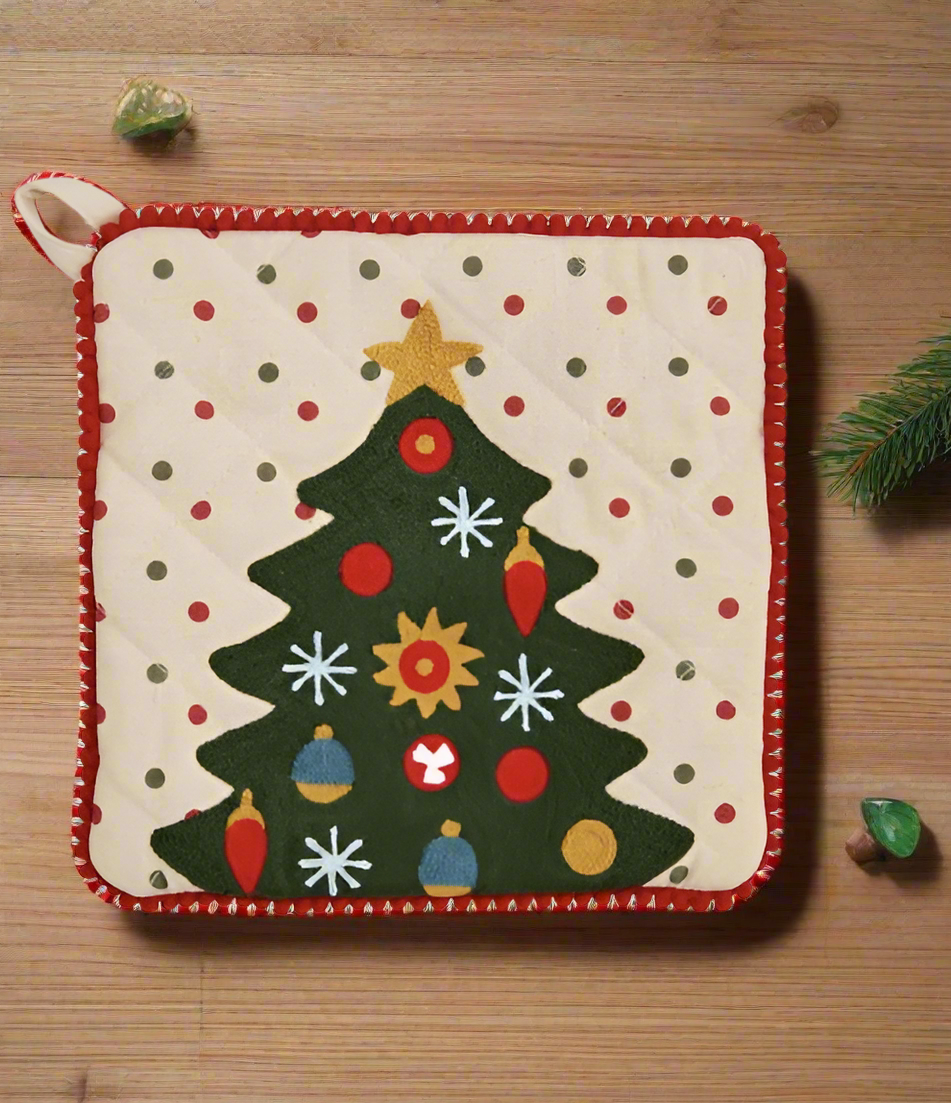 Xmas Tree Pot Holder by MudPie