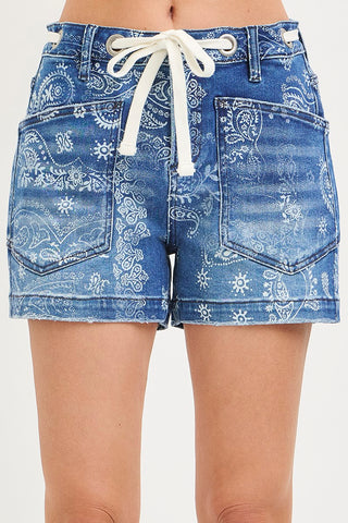 picture of shorts front view.