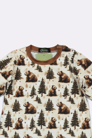 The neck and the pattern of the romper