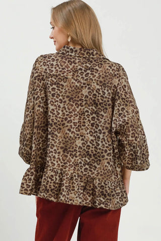 Chic Leopard Blouse