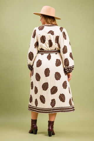 Curvy: Cozy Creekside Midi Dress