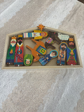 Ganz Nativity Scene with Creche 11Pc. Toy Set