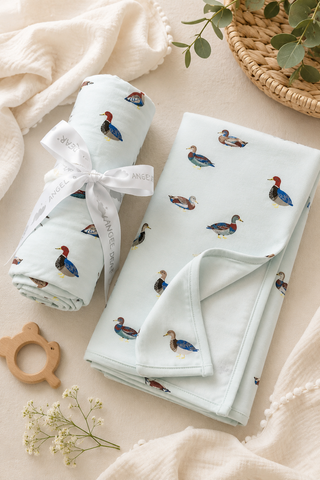 Angel Dear American Ducks Swaddle