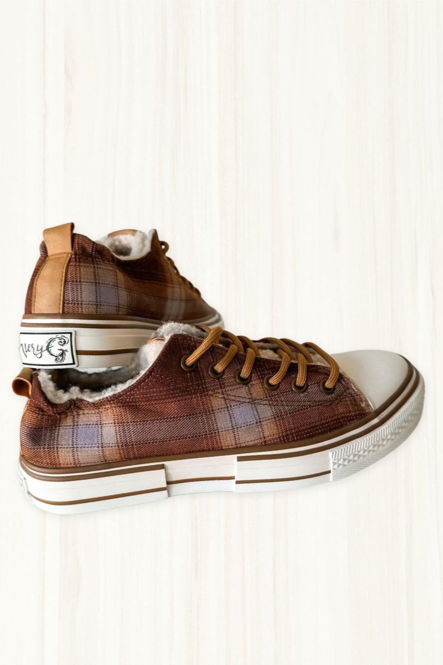 Very G Soli Plaid Shoe