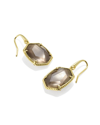 KENDRA SCOTT: DAPHNE FRAME DROP EARRINGS