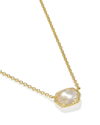 KENDRA SCOTT: DAPHNE FRAME SHORT PENDANT NECKLACE
